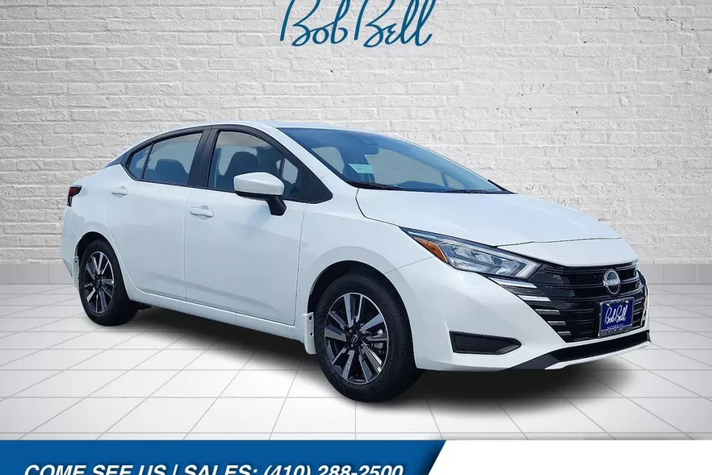 2025 Nissan Versa 1.6 SV photo 1