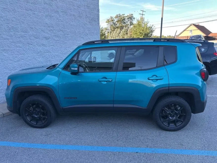 2020 Jeep Renegade Altitude photo 1
