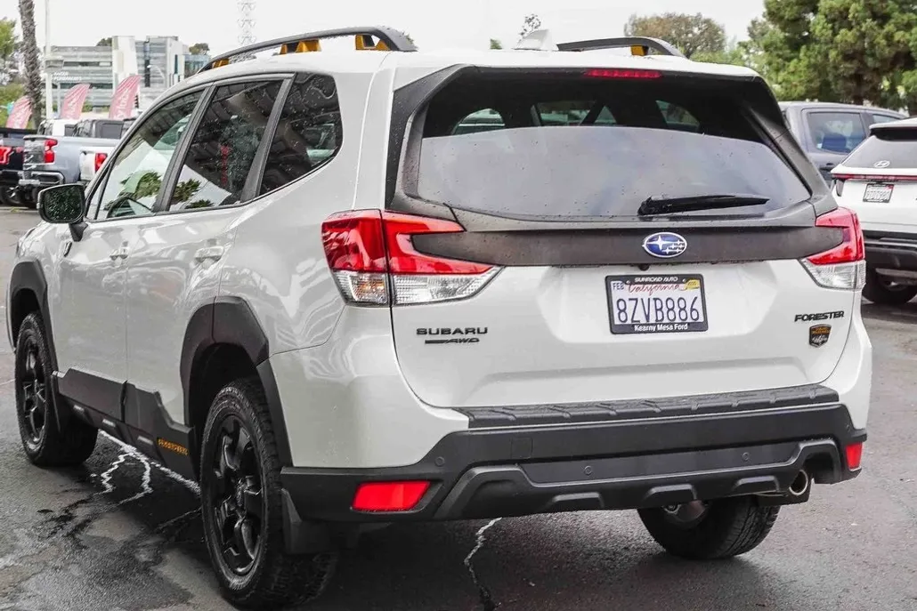 2022 Subaru Forester Wilderness photo 1