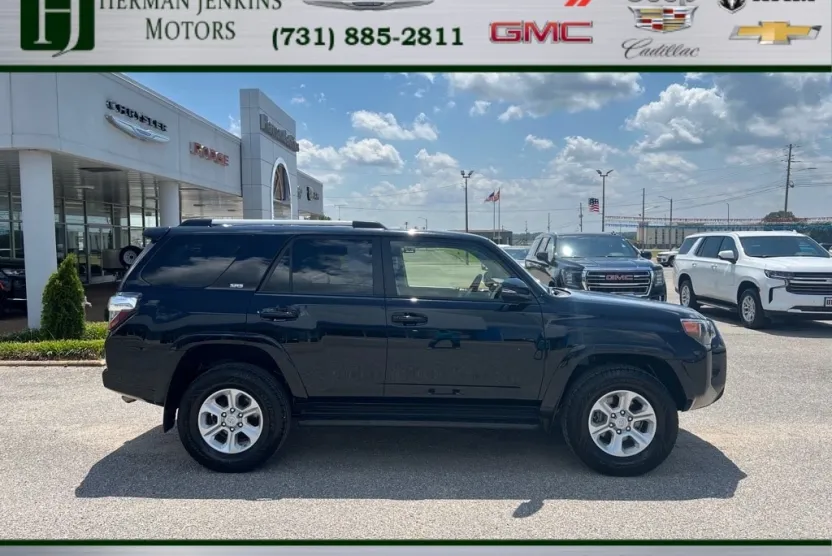 2021 Toyota 4Runner SR5 Premium photo 1
