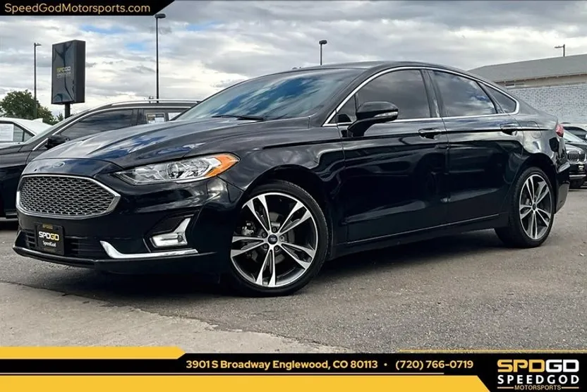 2016 Mercedes Benz CLA 250 4MATIC photo 1