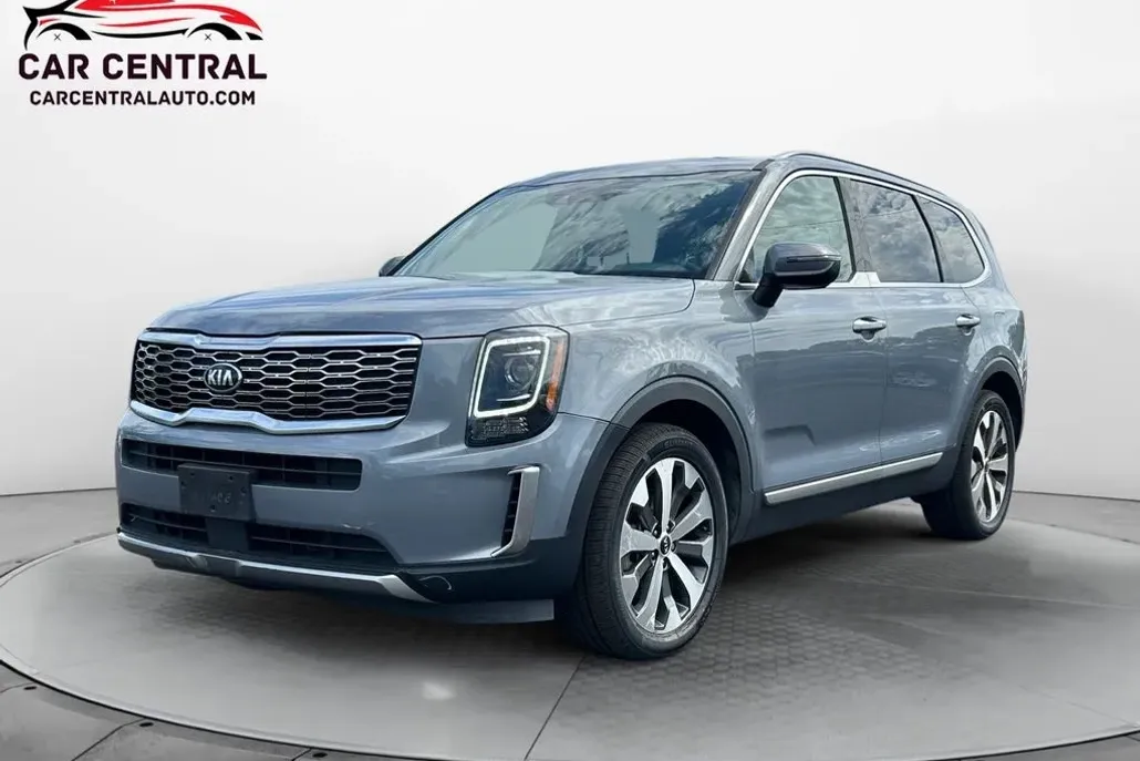 2020 Kia Telluride S photo 1