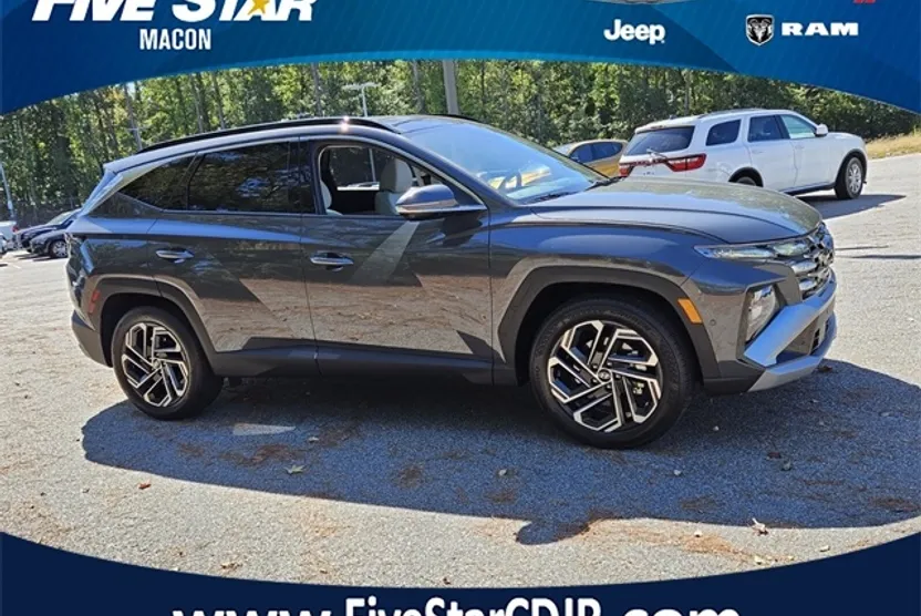 2025 Hyundai Tucson Limited photo 1
