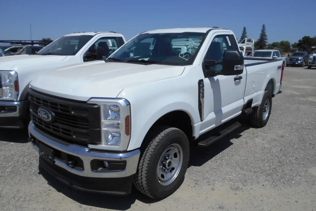 2025 Ford F-350 XL photo 1