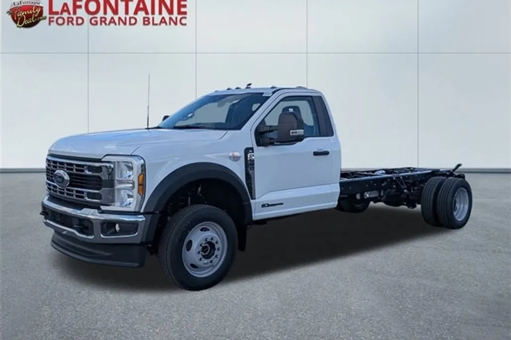 2026 Ford F-550 photo 1
