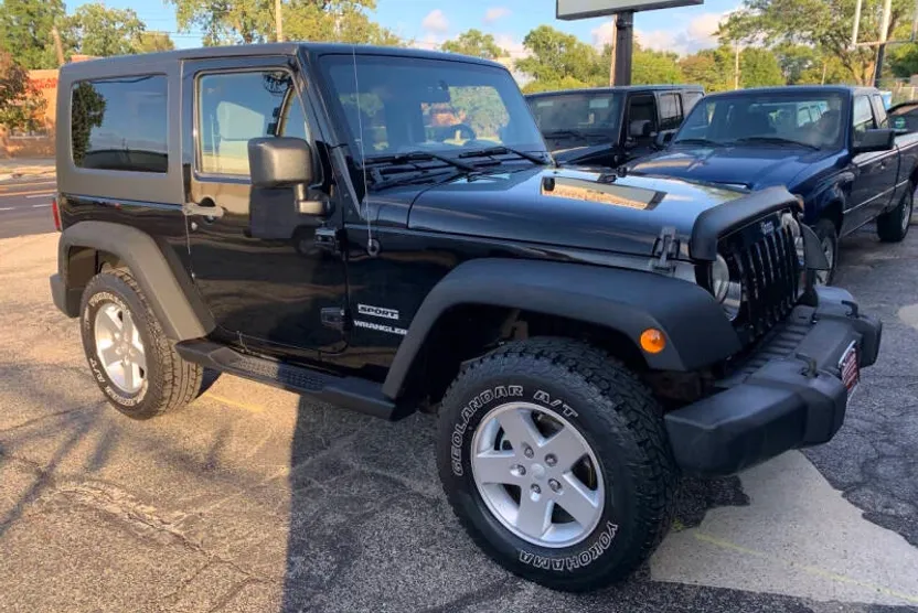 2010 Jeep Wrangler Sport photo 1