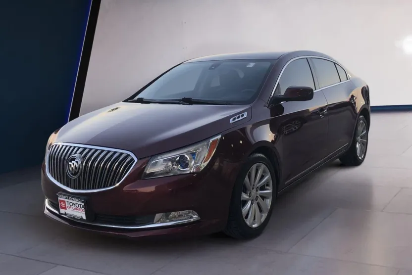 2015 Buick LaCrosse Base photo 1