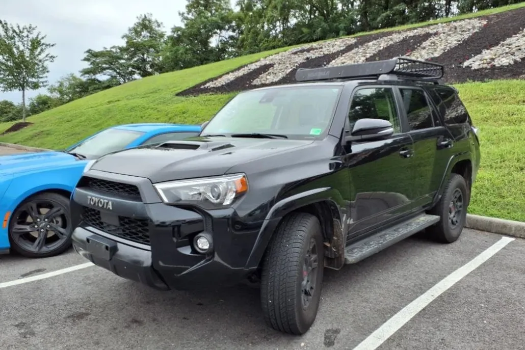 2021 Toyota 4Runner Venture Special Edition 4WD photo 1