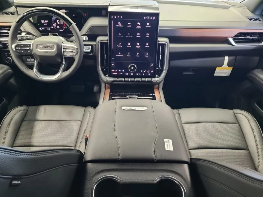 2025 Gmc Yukon Denali photo 1