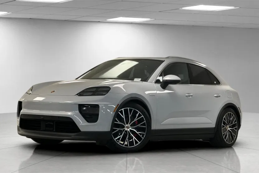 2025 Porsche Macan Electric S photo 1