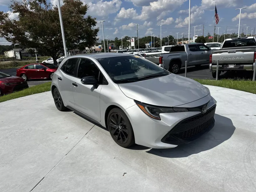 2020 Toyota Corolla SE photo 1