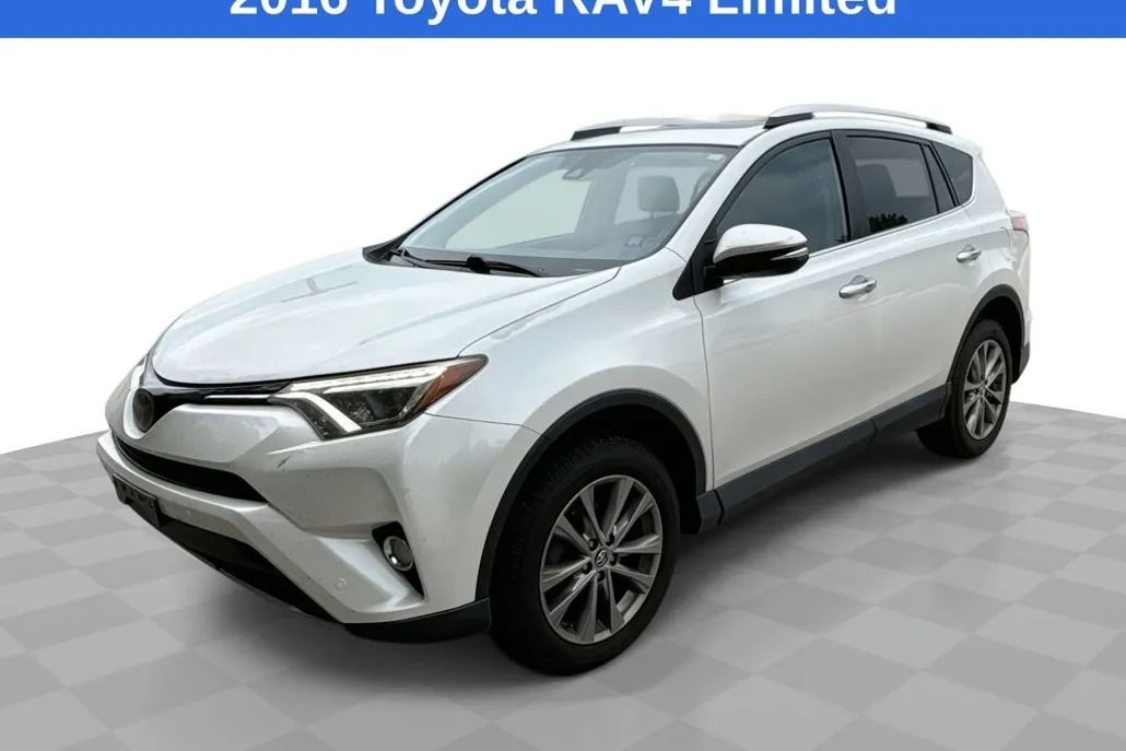 2016 Toyota RAV4 Limited photo 1