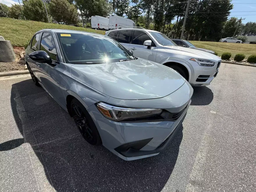 2023 Honda Civic Sport photo 1