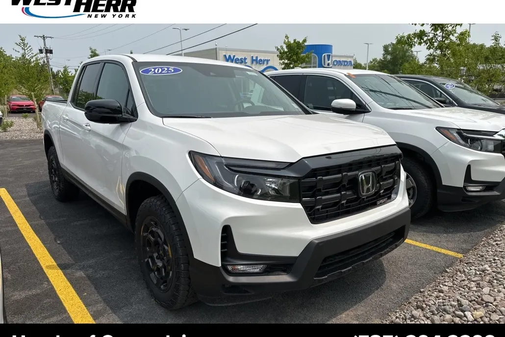 2025 Honda Ridgeline Sport photo 1