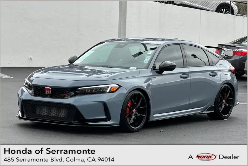 2024 Honda Civic Type R photo 1