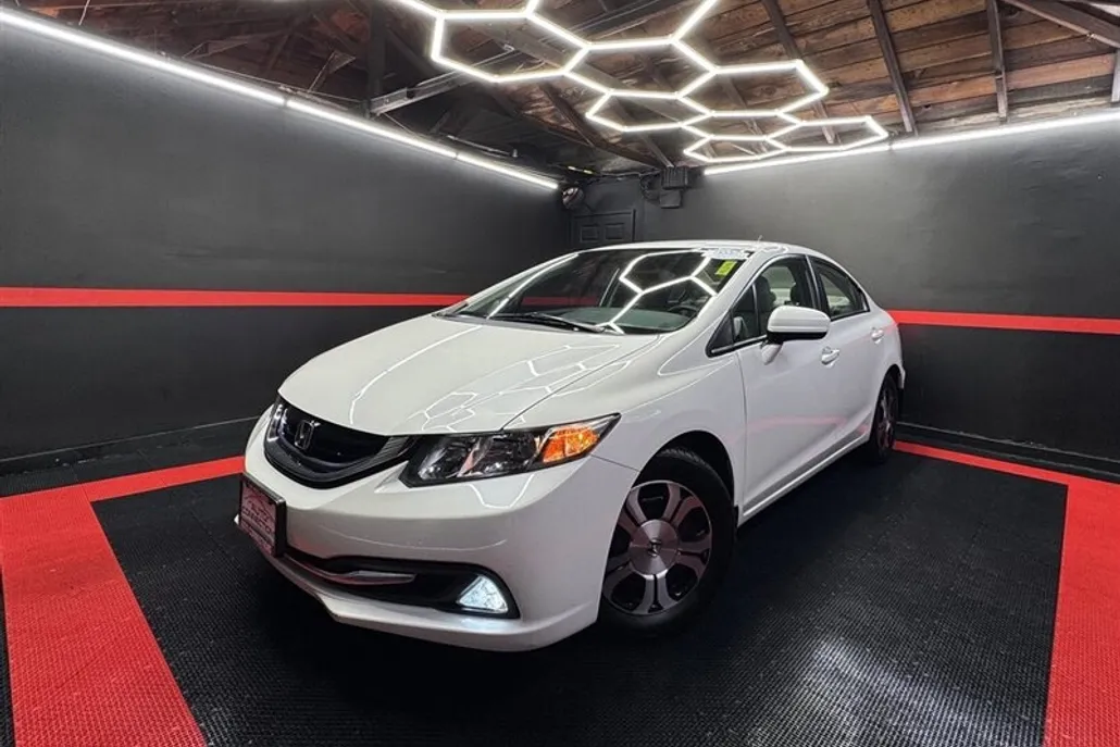 2015 Honda Civic Hybrid photo 1