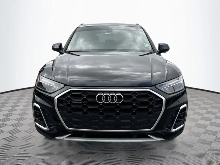 2022 Audi Q5 S line Premium photo 1