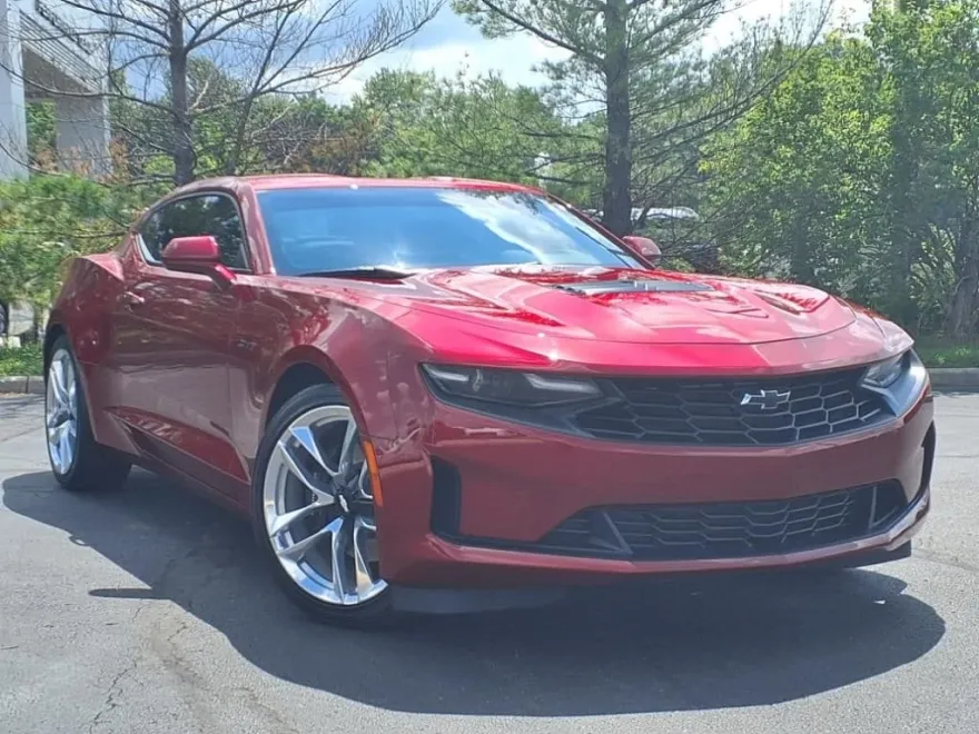 2022 Chevrolet Camaro LT1 photo 1