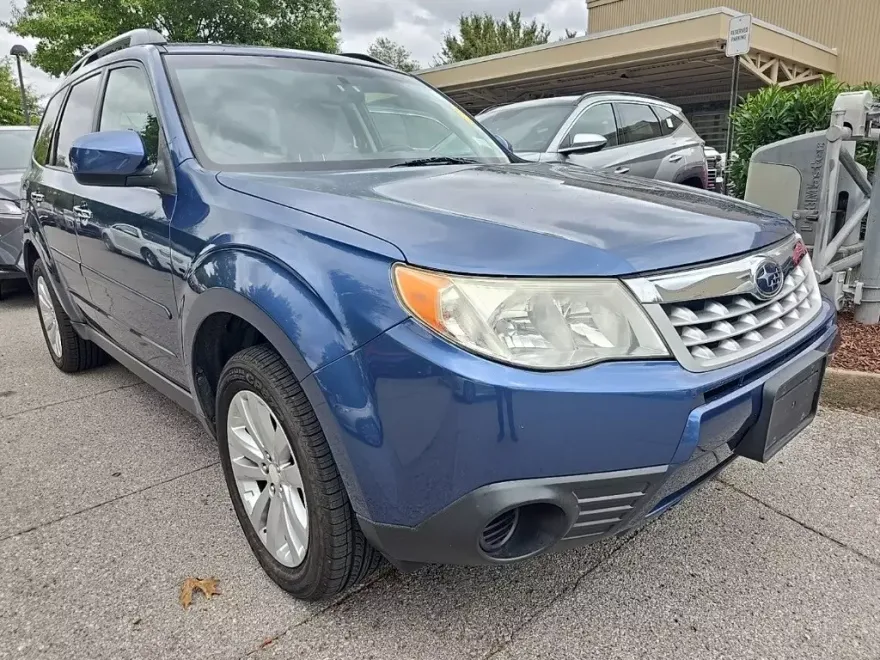 2012 Subaru Forester 2.5X Premium photo 1