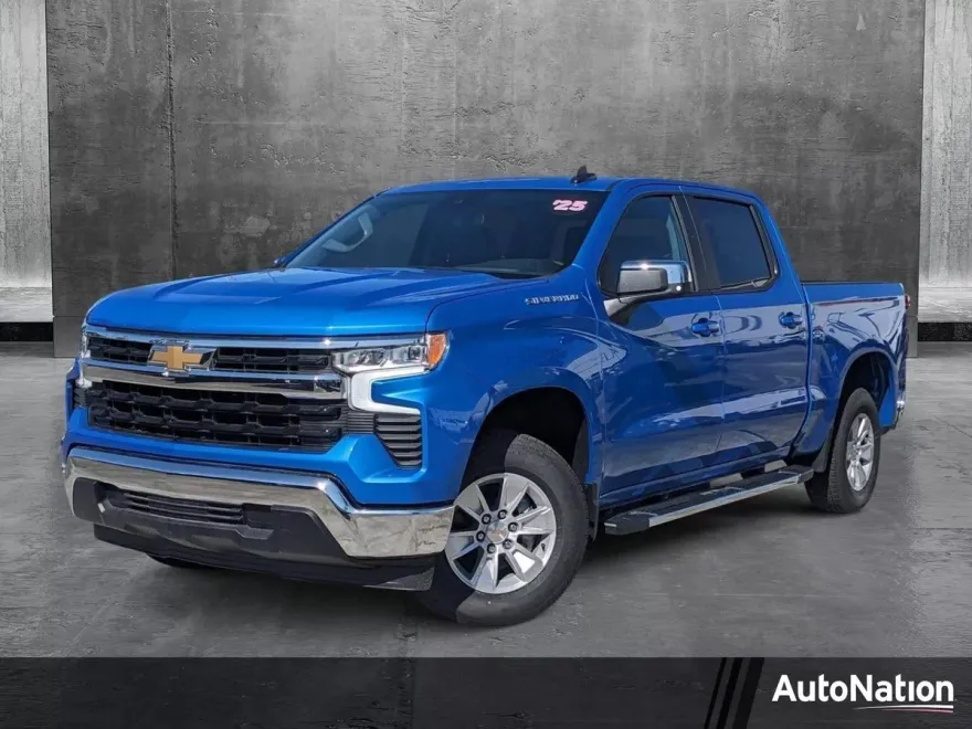 2025 Chevrolet Silverado 1500 LT photo 1