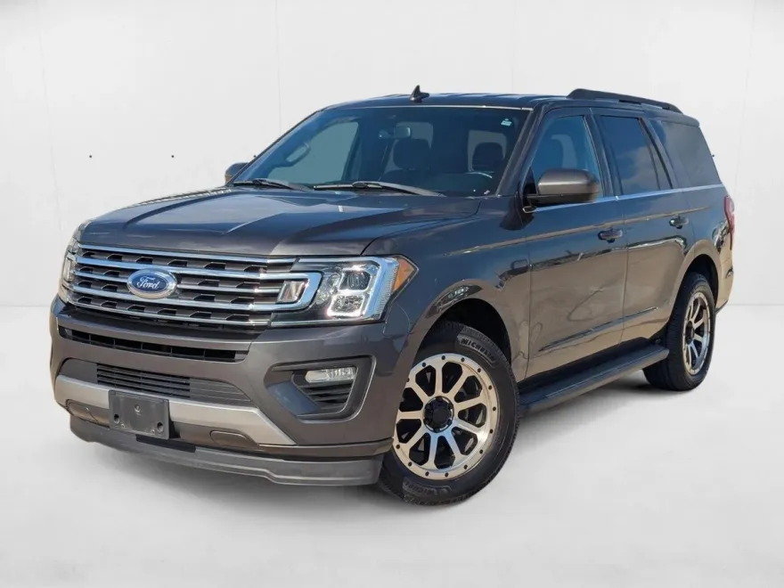 2020 Ford Expedition XLT photo 1