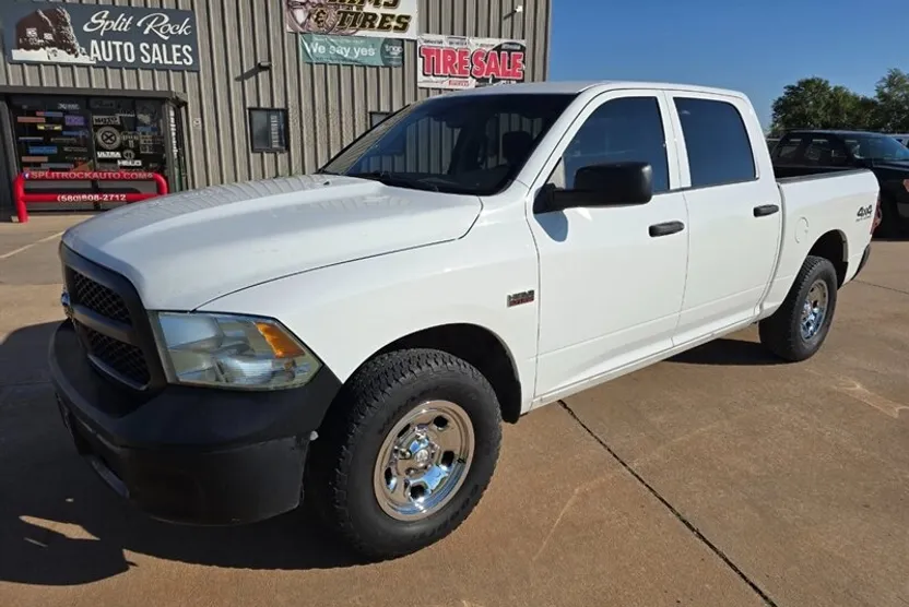 2018 Ram 1500 ST photo 1
