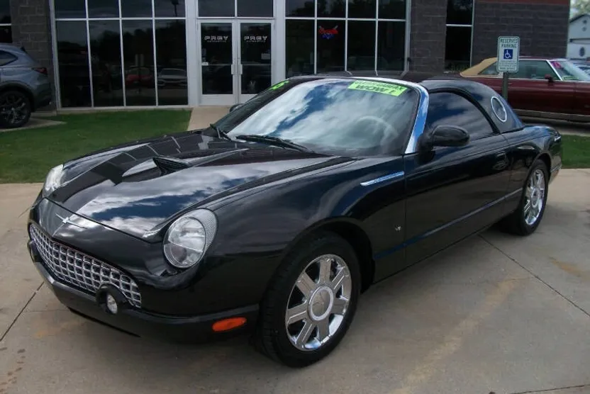 2005 Ford Thunderbird Deluxe photo 1
