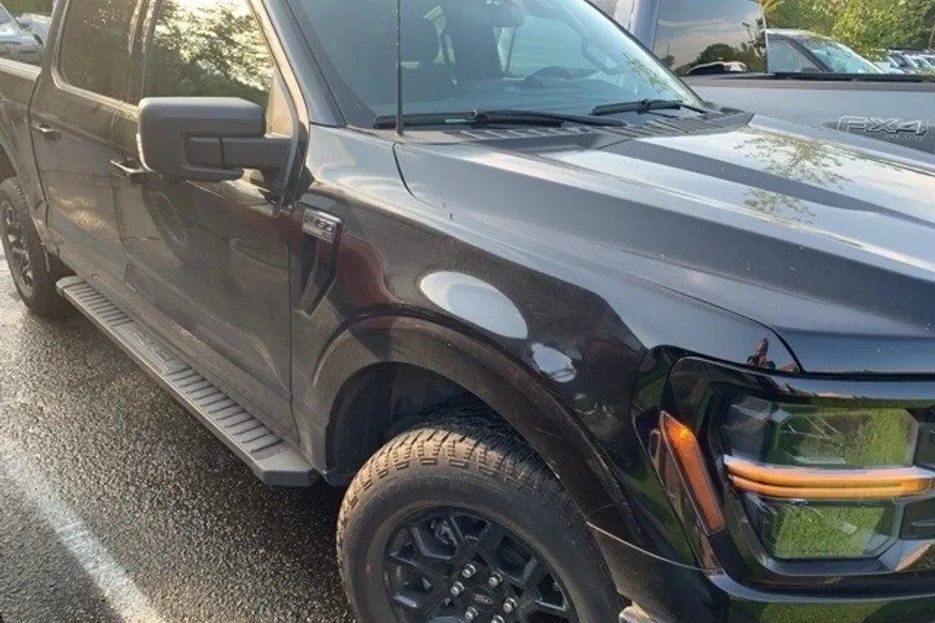 2024 Ford F-150 XLT photo 1