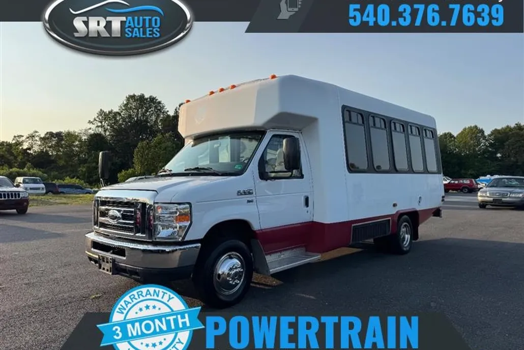 2013 Ford E-350 photo 1