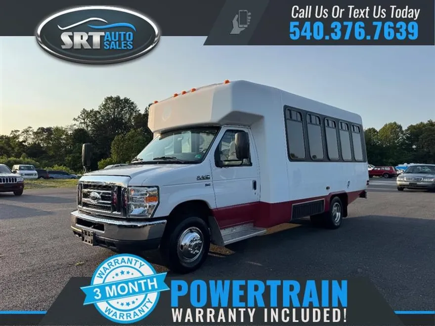 2013 Ford E-350 photo 1