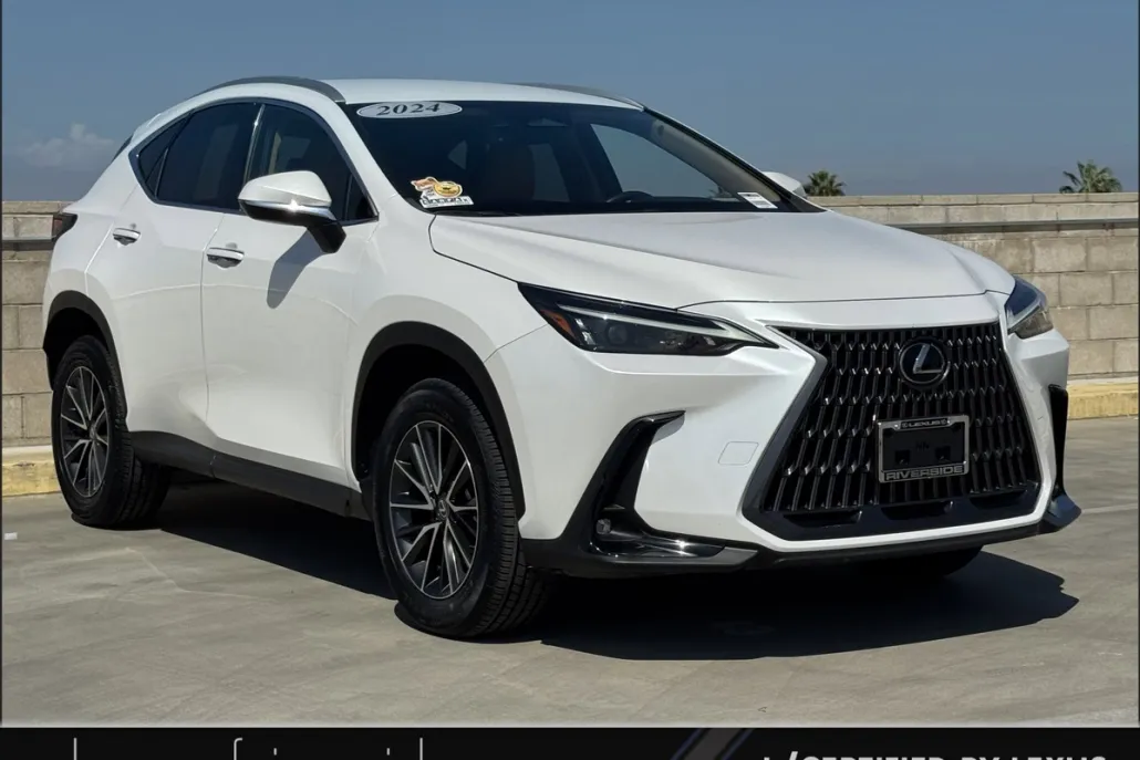 2024 Lexus NX 250 photo 1