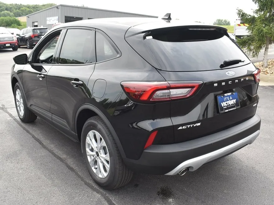 2025 Ford Escape Active photo 1