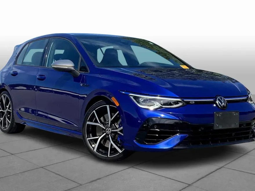 2024 Volkswagen Golf R photo 1