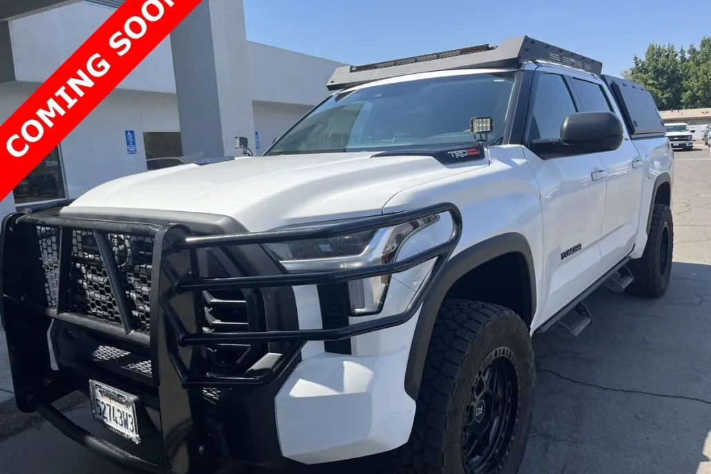 2024 Toyota Tundra SR5 CrewMax photo 1