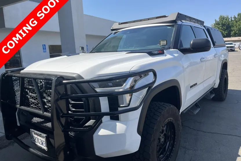 2024 Toyota Tundra SR5 CrewMax photo 1