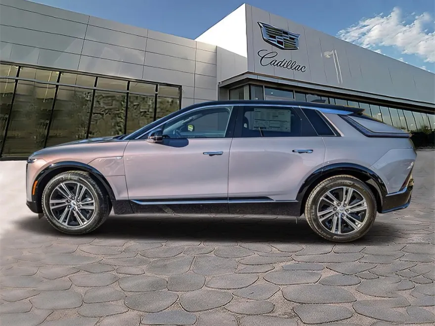2026 Cadillac Lyriq Luxury photo 1