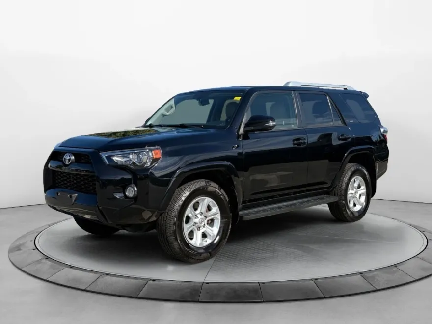 2017 Toyota 4Runner SR5 Premium photo 1