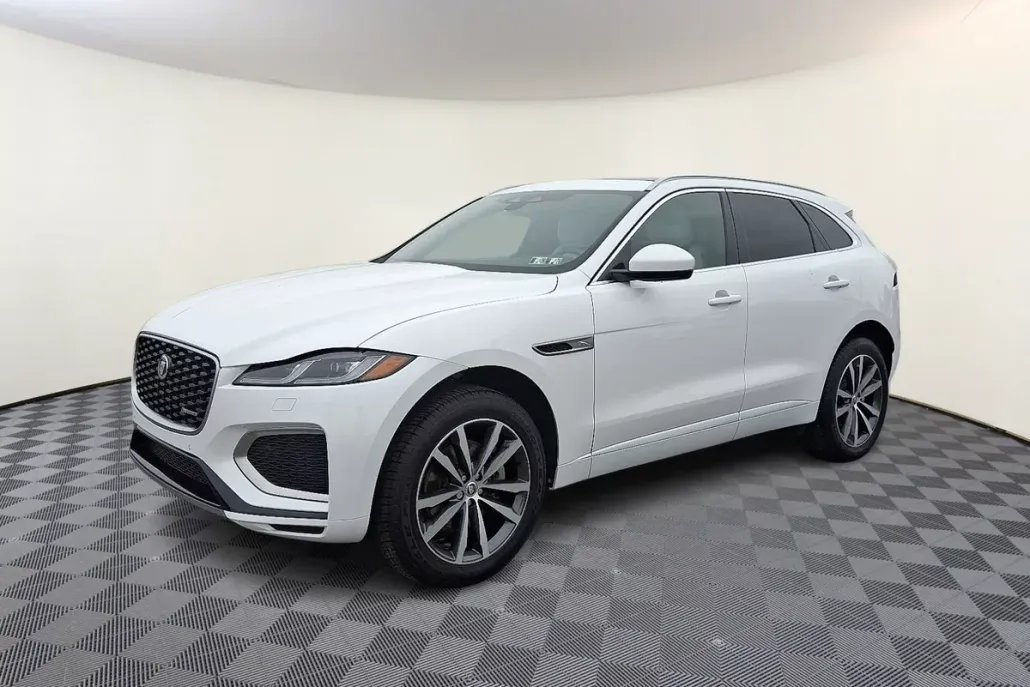 2025 Jaguar F-PACE R-Dynamic S P250 photo 1