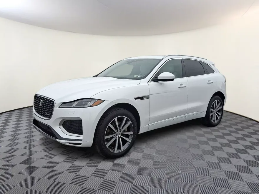 2025 Jaguar F-PACE R-Dynamic S P250 photo 1