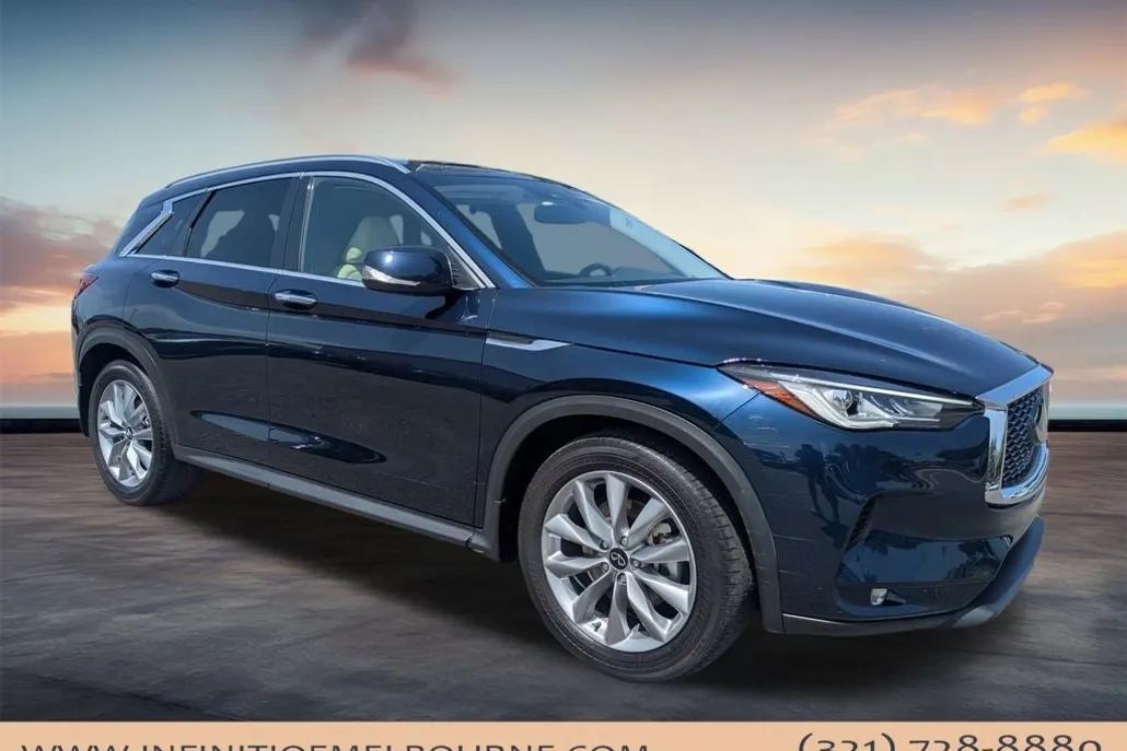 2022 Infiniti QX50 Luxe photo 1