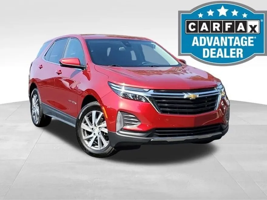 2023 Chevrolet Equinox LT photo 1