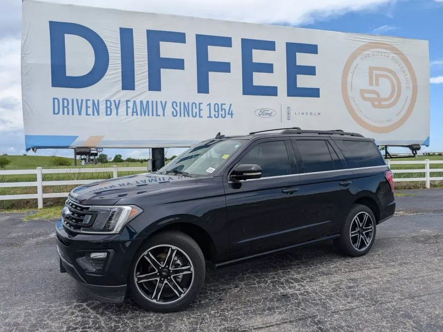 2021 Ford Expedition Limited photo 1