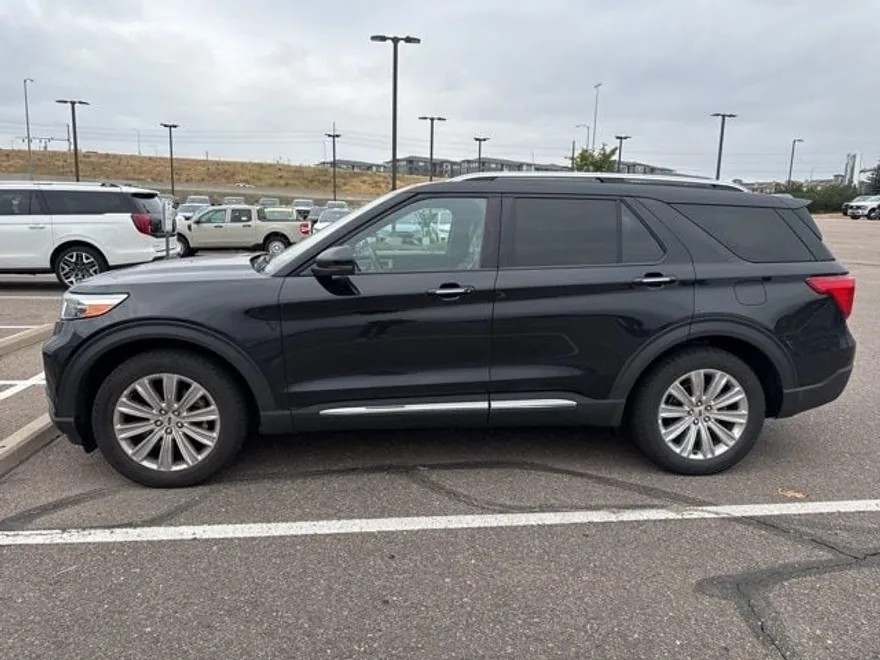 2020 Ford Explorer Limited photo 1