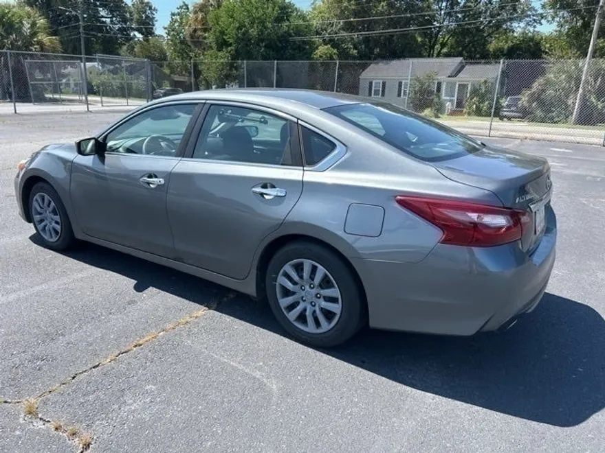2018 Nissan Altima 2.5 S photo 1