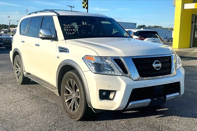 2017 Nissan Armada Platinum photo 1