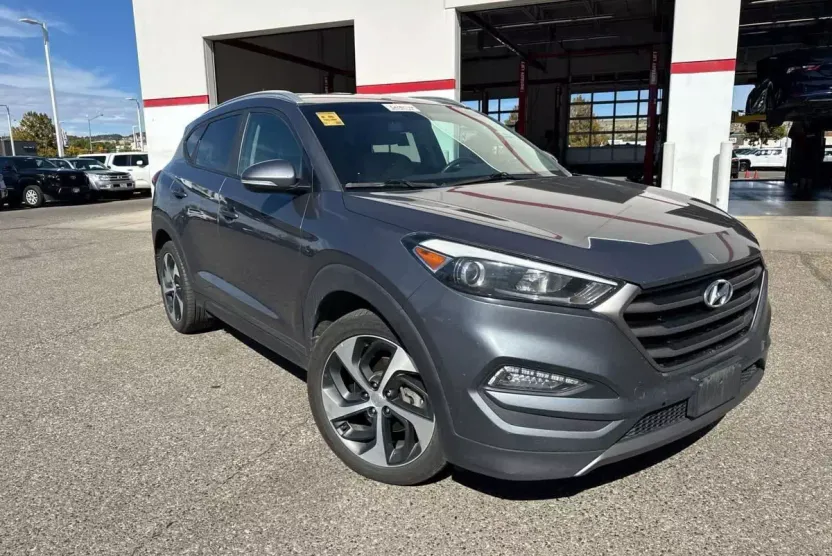 2016 Hyundai Tucson Sport photo 1