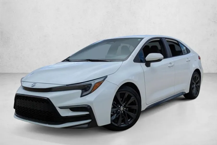 2024 Toyota Corolla SE photo 1