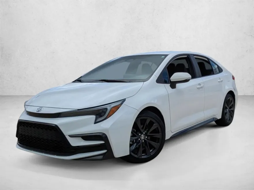 2024 Toyota Corolla SE photo 1