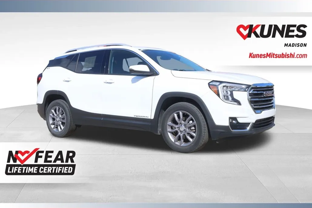 2024 Gmc Terrain SLT photo 1
