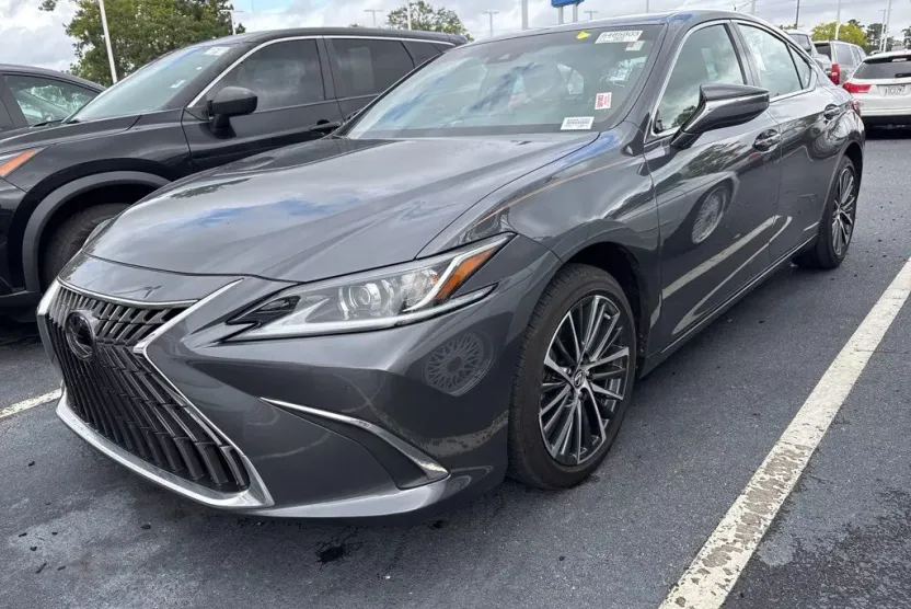 2024 Lexus ES 350 Premium photo 1